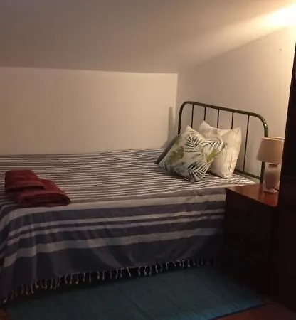 Homestay Casa Da Nespereira- Lugar Acolhedor Rodeado De Natureza Soure